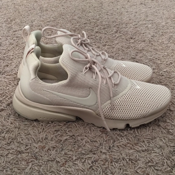 nike presto fly trainers womens